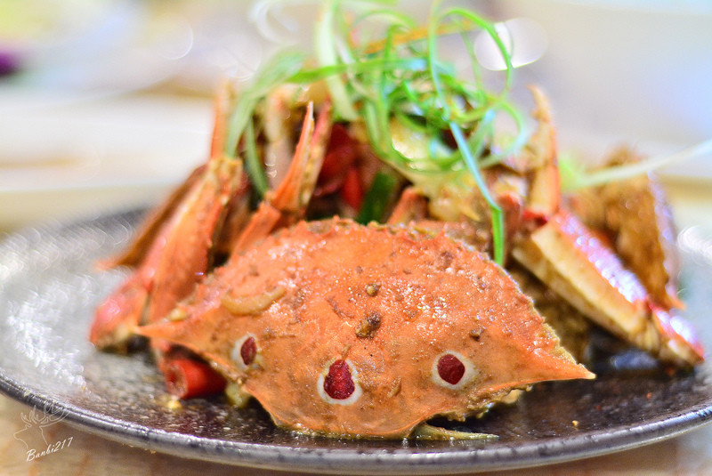秋蟹季吃萬里蟹 船家海鮮世界 海鮮中式餐廳料理 田媽媽 三點蟹 野柳 新北市美食