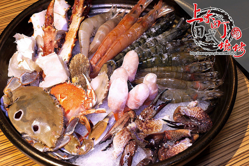 【新莊】上禾町日式燒肉 ~ 金字塔饗宴帝王蟹吃到飽、各類美味海鮮讓你吃到痛風 大口吃肉超滿足 / 捷運新莊站 / 新莊燒烤 / 吃到飽 / 內附菜單