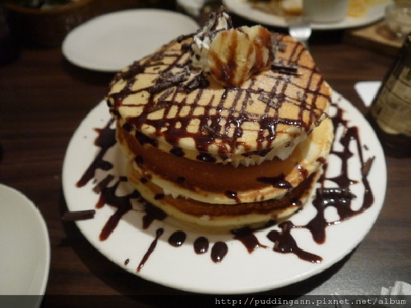 [食記]台北大安 方糖咖啡館 好大份量的煎鍋蛋糕呀!!!
