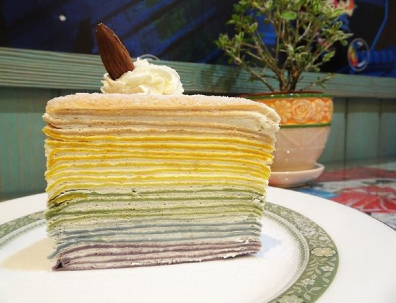 [台北芝山]Amins Creperie法式薄餅~彩虹千層浪漫少女心！一秒置身南法鄉村鹹甜氛圍(捷運芝山站)~