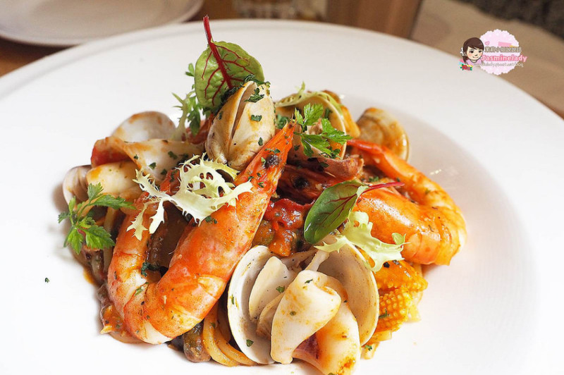 【高雄│新興】No.4 Pasta 義大利麵（肆號商行）│好吃義大利麵二次食記（近新堀江商圈）