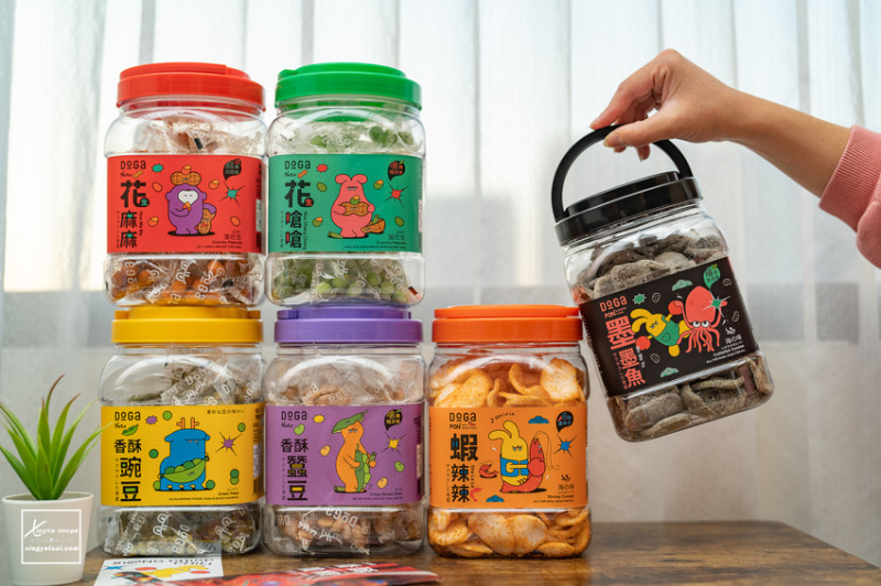 宅配｜ 辣味零食推薦【DoGa香酥脆椒】蝦辣辣 / 墨墨魚 / 嗆辣涮嘴零食，征服你的味蕾！ | 快門下的幸福
