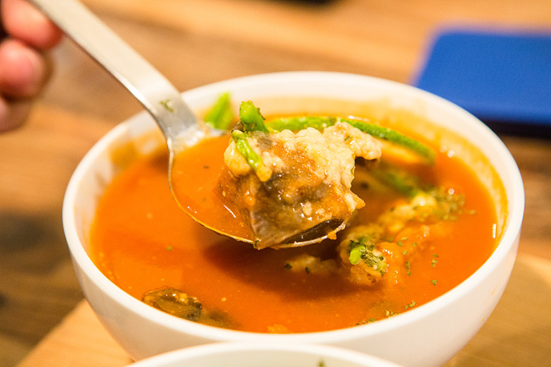 |食|台中西區 以湯為賣點的 家。溫度