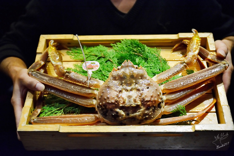 鼎膾一品涮涮鍋信義旗艦店:高級松葉蟹鍋二吃與開高丼
