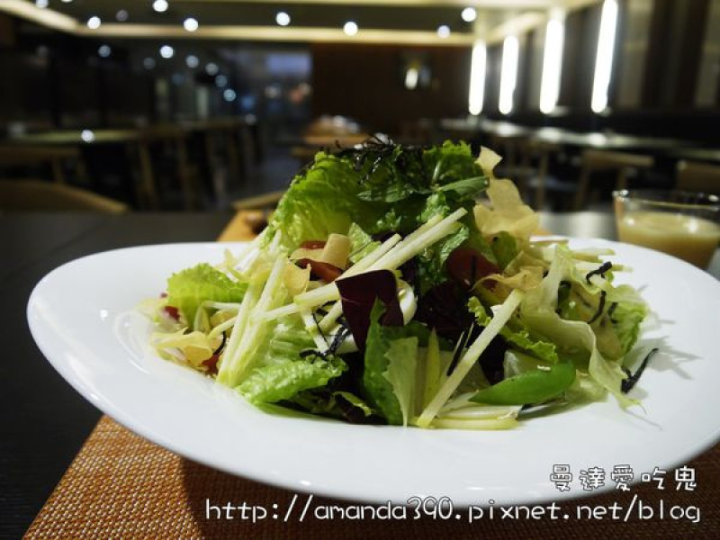 【高雄食記】苓雅區 Double Veggie 蔬活食堂 ● 顛覆傳統的素食創意料理 ❤❤