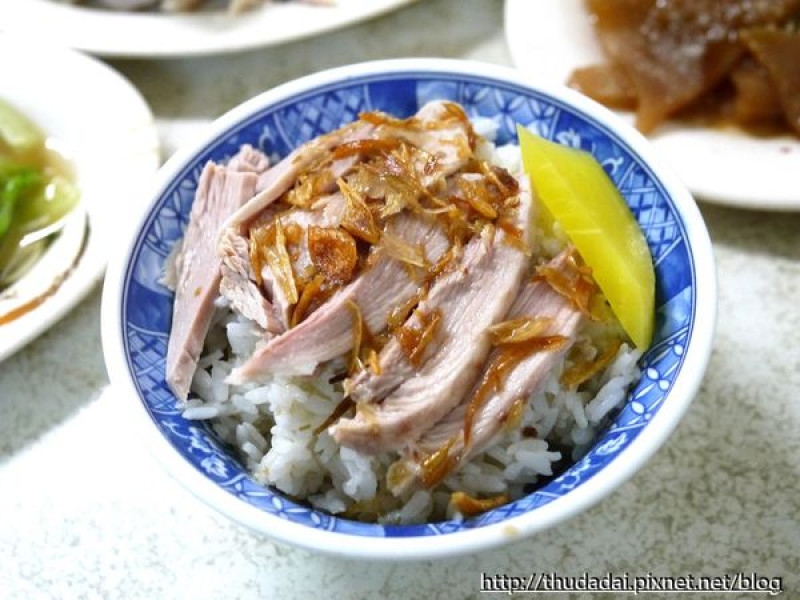 [早餐食記] 嘉義－阿溪雞肉飯~早晨的鮮香氣味