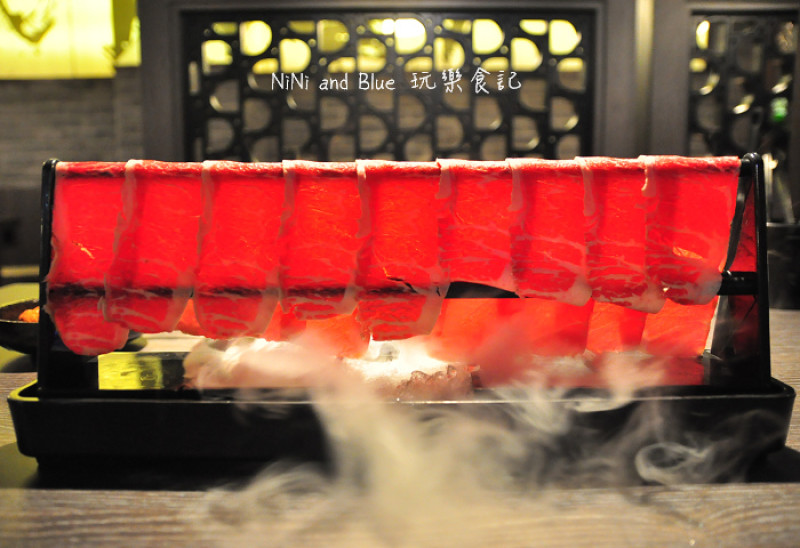 【台中】這一鍋皇室祕藏鍋物，享受武媚娘膳食秘方鳳凰回巢鍋與神仙牛肉，這一鍋麻辣鍋果然強大