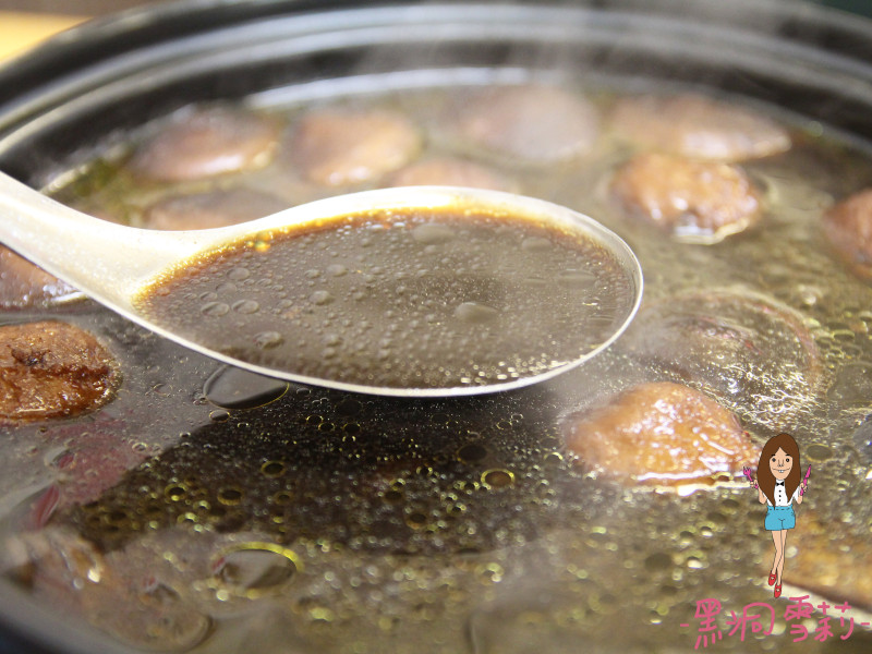 【食記】桃園／龍潭「鳳味坊養生烏骨雞」．烤肉割包/藥膳
