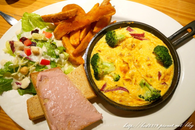 西門町咖啡 【遇見好美食咖啡】－平日不限時咖啡、早午餐