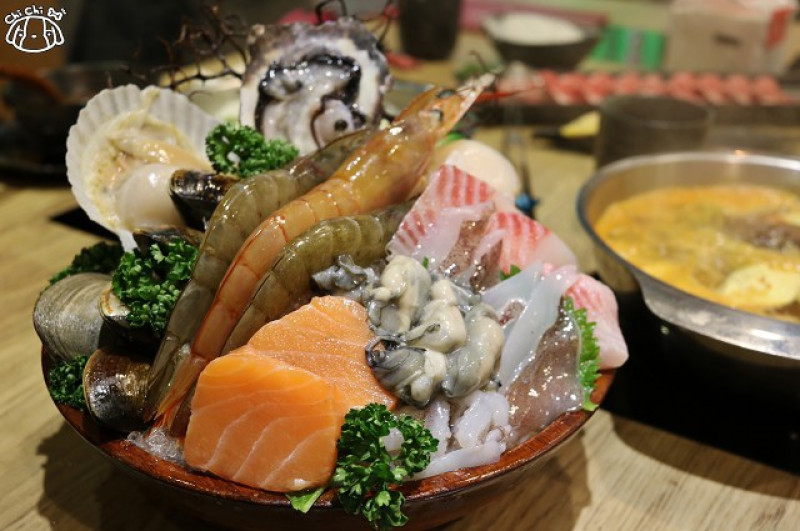 【台北內湖．內湖站】Tuan團緣Yuan精緻鍋物（內湖店）-活跳跳海鮮入火鍋