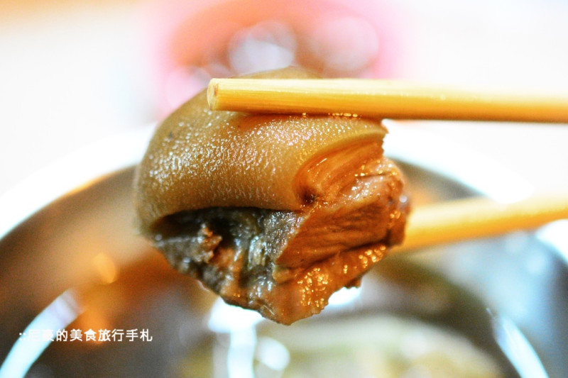 [台中西區] 呂正宗岡山羊肉爐 香嫩的帶皮羊肉 寒冬進補美食 公益路美食餐廳推薦必吃食記  