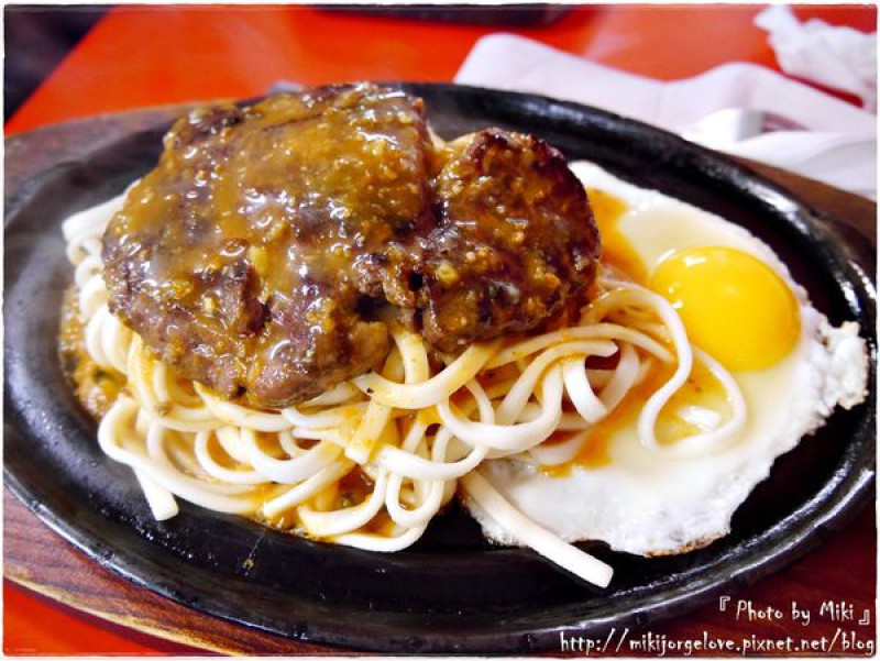 ♥♥♥『高雄。食』最愛吃夜市牛排，平價又美味【大社。統信牛排】