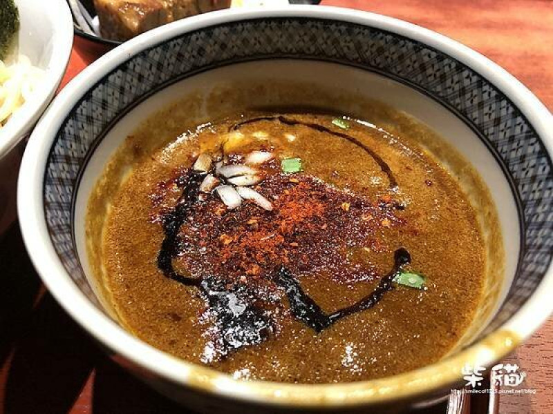 【台北】鬼金棒｜辣到叫救護車~超狂辣麻味噌沾麵｜柴貓趴趴走