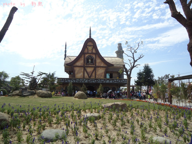 【嘉義。民雄】 熊大庄森林主題觀光工廠~ 以熊為主的歐式古典莊園