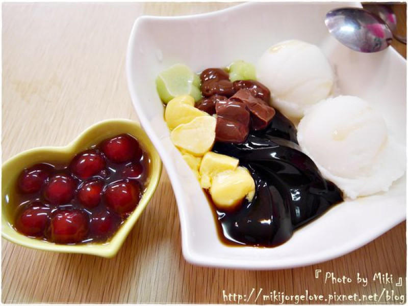 ♥♥♥『南投。食』超好吃的包心粉圓，愛心造型的布丁好戀愛【竹山。紫南宮。晶圓　包心粉圓】