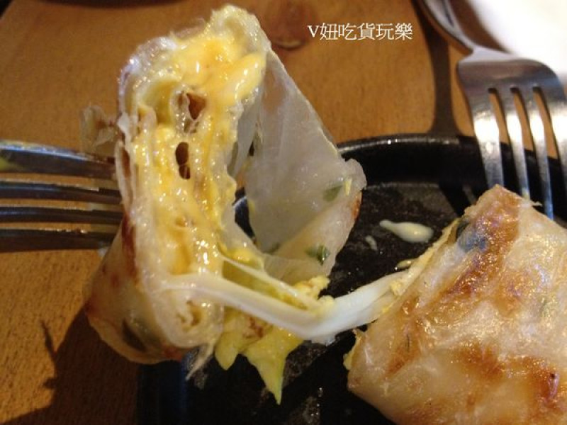 [西門站。早午餐]  ❤Guru House❤ 鐵鍋蛋餅、三明治、漢堡、輕食，西門町早午餐新選擇 / 西門站  早午餐 鐵鍋蛋餅