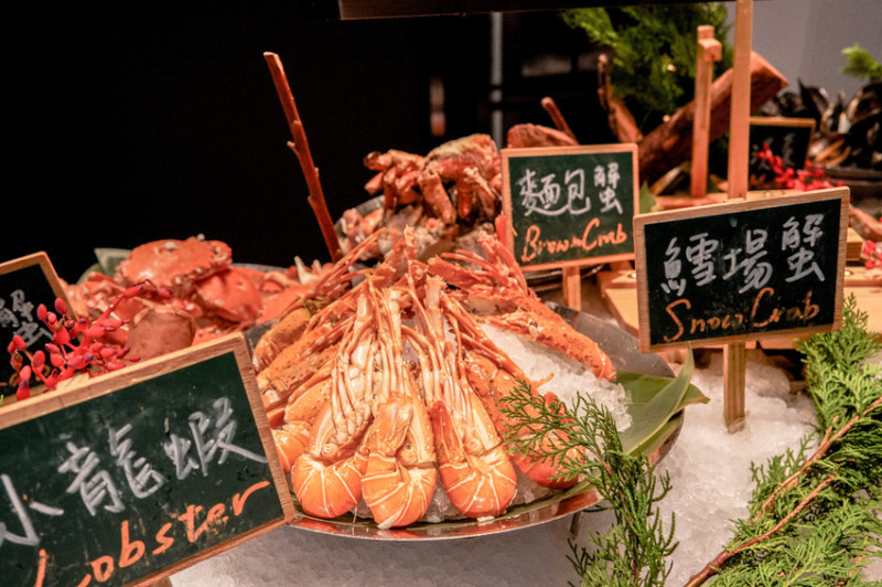 台北文華東方酒店 文華Cafe x魔王 台北松山區 六星級酒店自助餐吧 新鮮海味 異國美饌 甜點更不可錯過 捷運台北小巨蛋站 內文有交通方式