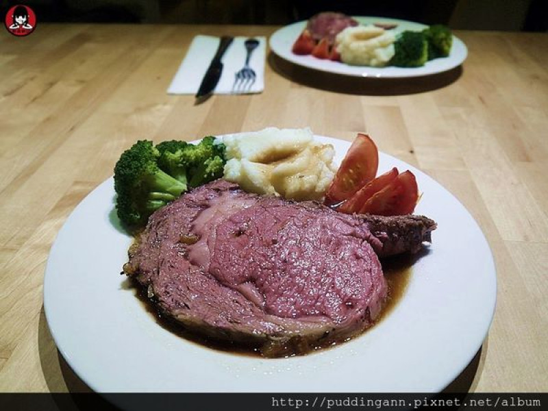 [口碑]台北市政府站 元食cafe 預約制私房料理 堅持用心新鮮食材 吃得出慢烤肋眼美味牛排!