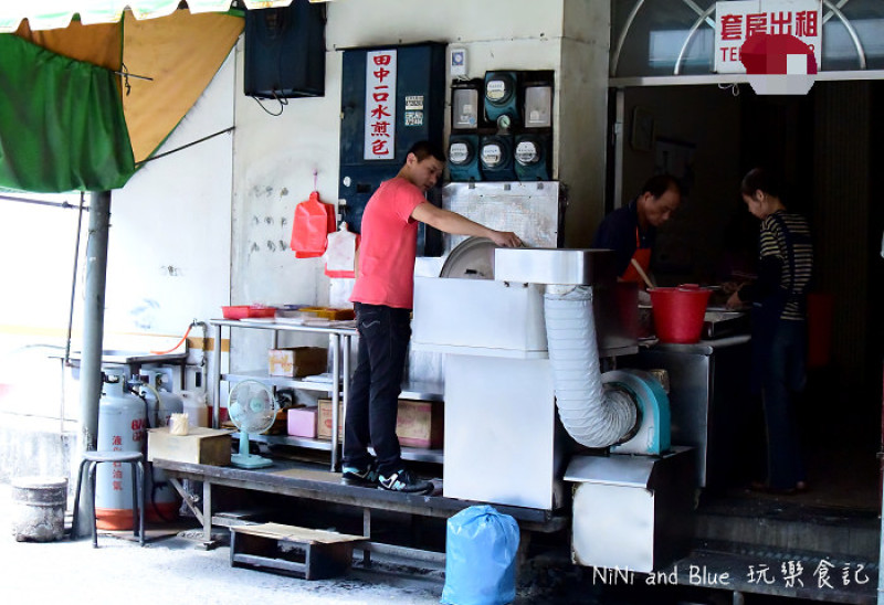 【彰化田中美食】屈臣氏和全國電子旁的早點小吃~田中一口水煎包，當地人零食小吃