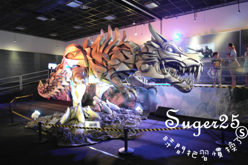 [展覽]2015/07/11~10/02 //變形金剛台北特展//最新版電影第四集柯博文大型坐騎「鋼索龍」首次抵台!!!真的很酷---中正紀念堂((文末禮))