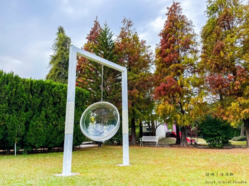 【探索迷宮歐式莊園餐廳】彰化親子聚餐餐廳推薦，網美必拍夢幻系落羽松，親子共玩沙坑、草皮跑跳！菜單