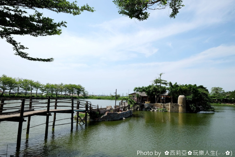 【台南。學甲區】彷彿穿越時空隧道，回到四、五十年代懷舊復古的『老塘湖藝術村』，值得大家走一趟細細品味古著氛圍。