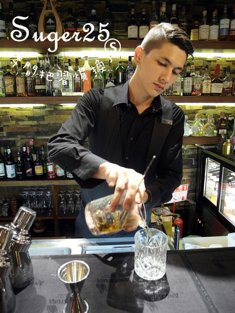 [美食]東區美食//Villa.like Bistro 悅禾莊園義法餐酒館//有養眼Bartender的情調餐廳，來這裡享受浪漫放鬆用餐!!--國父紀念館站