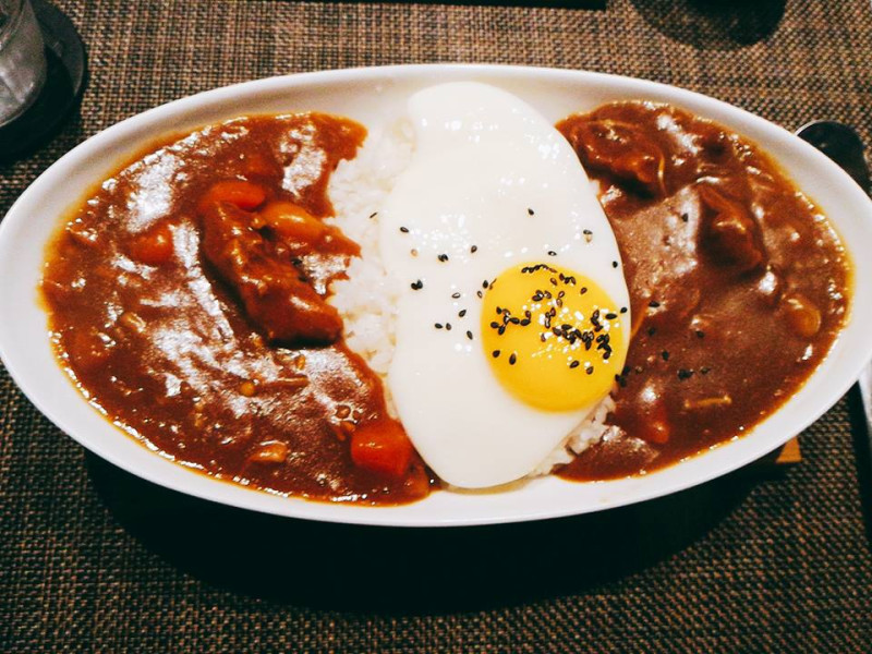 【台北/大安區 咖哩】佐藤咖哩 Sato Curry☆濃郁的日式咖哩×邪惡的太陽蛋=幸福破表的滋味★