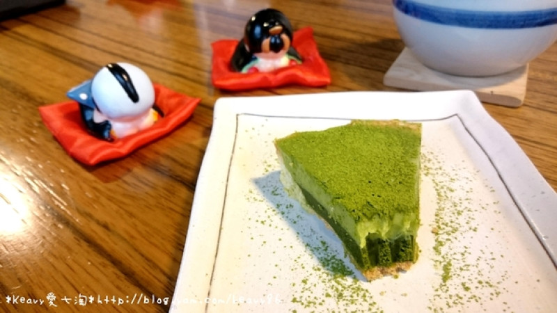 ★高雄新興★巷弄【裸體主義 . 裸茶屋】現刷抹茶享樂趣。