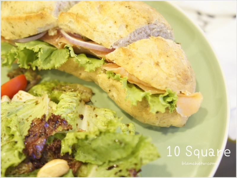 台北｜大安．10 Square Cafe，信義安和、適合工作、舉辦活動。