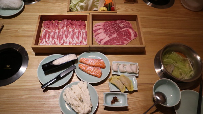 【台北美食】冷藏肉專門店鍋無敵 NabeMuteki @忠孝復興站