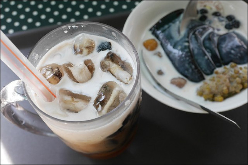 《團購美食/捷運板南線美食/江子翠站/小姑食記》台灣仙草~板橋也有好吃嫩仙草！