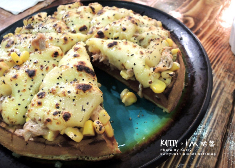 ▌新竹下午茶 ▌ESO TOP儀守藝文》粗曠工業風格！多元化咖啡店★