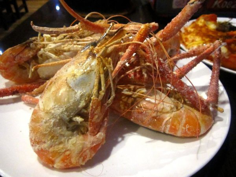 【台北市】現抓現煮尚青ㄟ活蝦料理-一品活蝦(市民店)