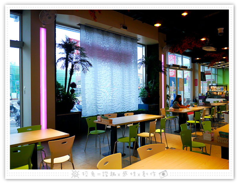 [台南食記] 樂透環球美食餐廳~來開個人演唱會！無障礙空間，榮獲友善台南餐廳！寓教於樂，老闆獨創一秒讀心術！