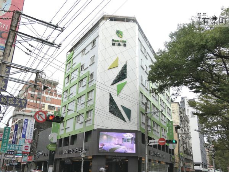 【台中住宿】葉綠宿：CP值高平價環保旅館，陪睡小盆栽一夜好眠；逢甲住宿推薦首選，近逢甲夜市