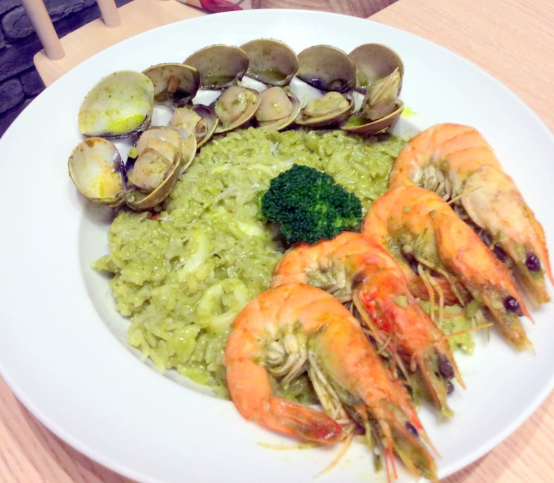 中壢區貓友俱樂部『Cat Bru』與貓咪同樂