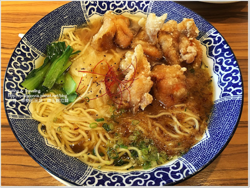 【食事】桃園‧中壢。日本來台雞香醇清湯~雞玉錦拉麵(華泰名品城)