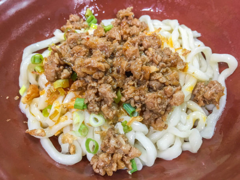 大王麻辣乾麵 - 沒有三兩三，別想上梁山