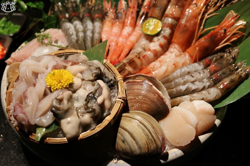 【台北大安．國父紀念館站】囍聚．精緻鍋物-東區頂級雙人套餐海鮮火鍋