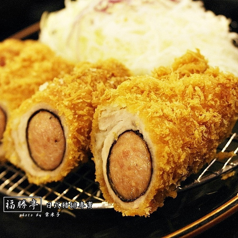 [台南安平區]福勝亭TONKATSU 日式豬排專賣-鹽烤鯖魚定食+德式香腸豬排捲定食!!飯、湯免費無限續!!