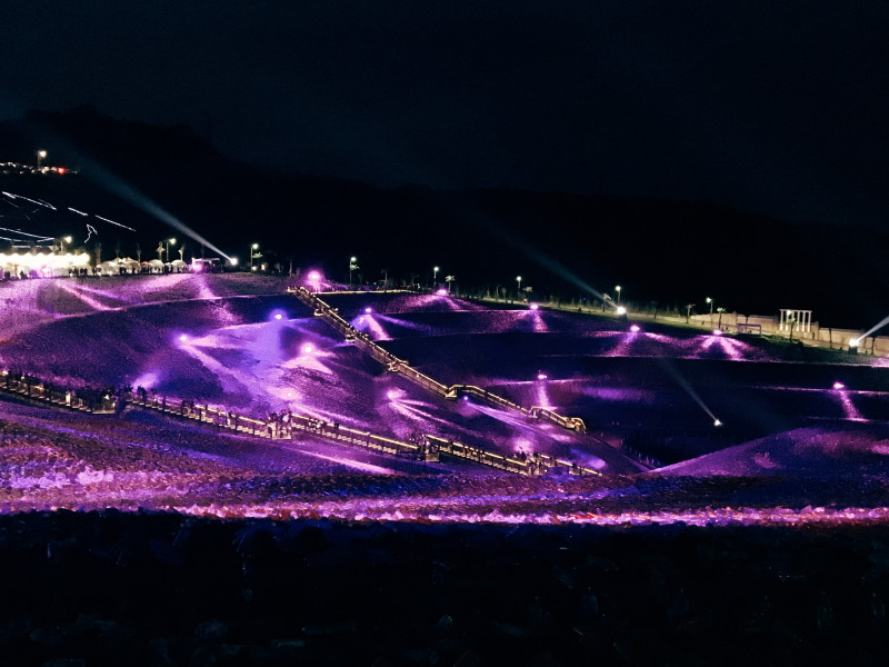 梵谷 星空草原 Starry paradise｜基隆與瑞芳交界處的擁恆文創園區 觀光墓園 ｜Miss妮波 nipplesmurmur