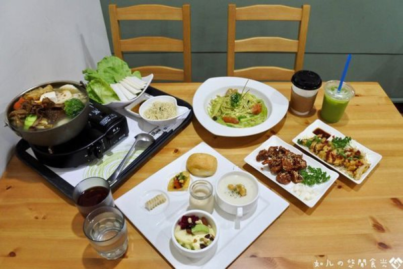 【台中北區】跳脫對素食料理的刻板印象，義大利麵、麻油雞、韓國炸雞通通包辦！『懷特廚房White Kitchen 素食無國界料理』