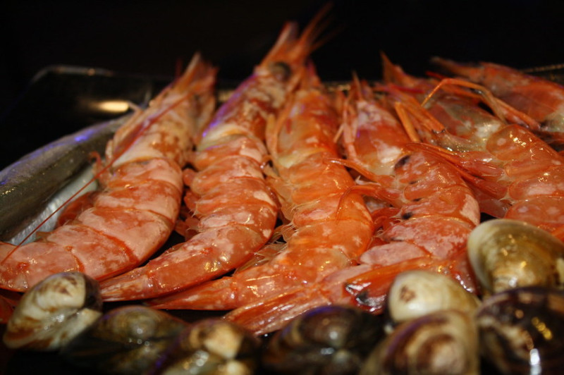 【桃園美食】特級生蠔+天使紅蝦無限量供應 - 御燒原味無煙燒烤,中秋燒烤推薦@東吃東吃到處吃