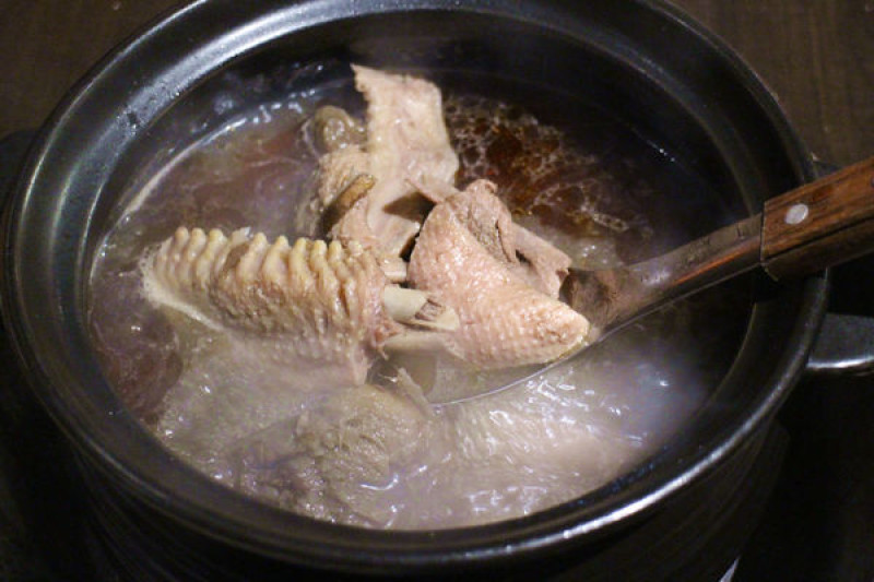 【台北市】新鮮紅蟳薑母鴨鍋物寒冬暖身好味-薑母六三