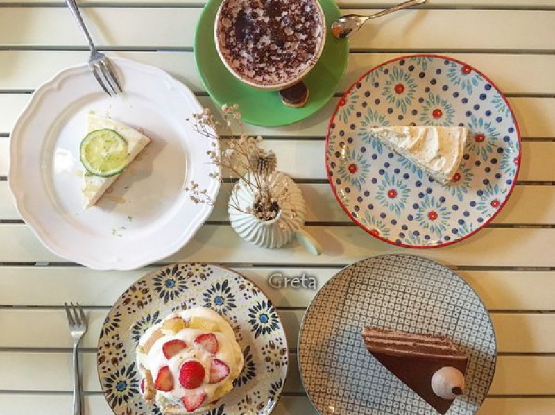 【食記∥永和】大人的甜點 捷運永安市場站＿季節限定的員工草莓蛋糕＿成熟大人才能吃的威士忌巧克力蛋糕