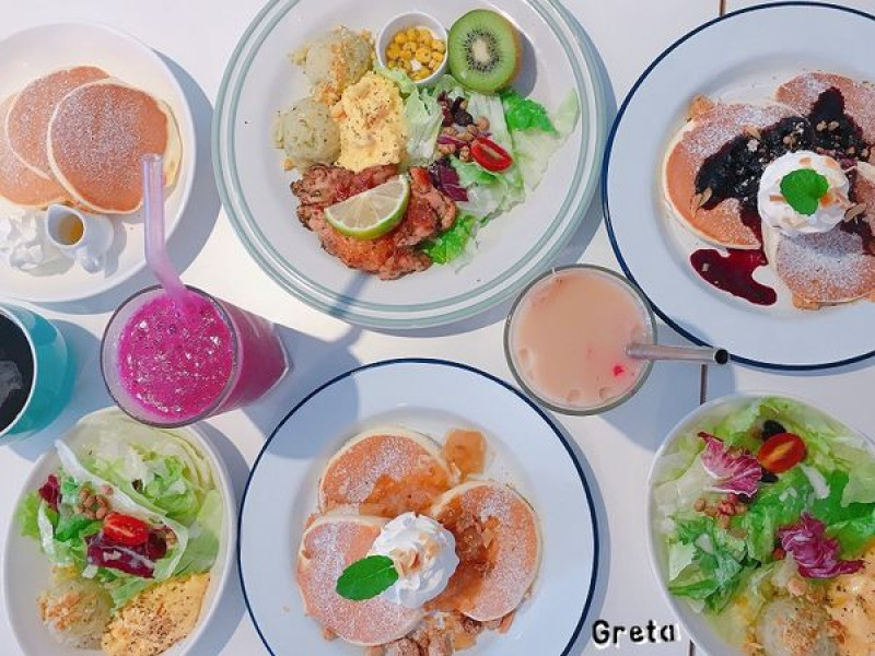 【食記∥台中西屯】入口鬆餅Pancake Zookoo＿不同反響的日式濕潤綿密鬆餅＿裏頭暗藏瑞可塔起司＿滋味讓人難以忘懷