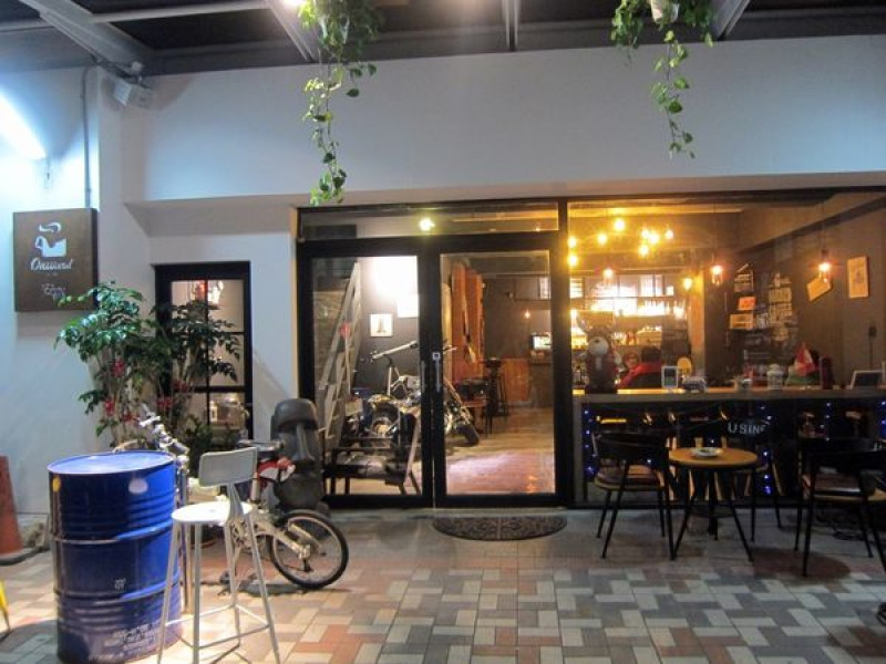 高雄左營區=<食>安窩咖啡~舒服特色咖啡館，義大利麵條讓我入迷=