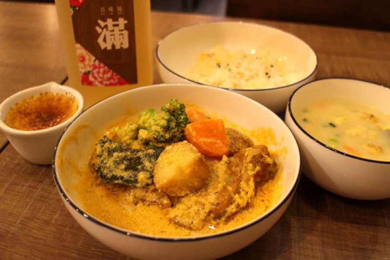 【台北市】南陽街商圈異國風味創意料理讓人驚豔又滿足-百味坊