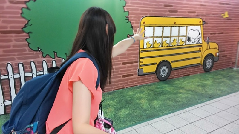 【高雄旅遊】免費參觀2016 跟著查理布朗旅行趣，快來高雄捷運跟史奴比見面，只到八月底